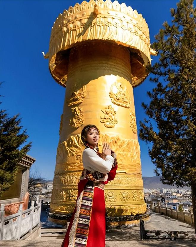 详细旅游攻略云南7日游组团价格费用九游会J9七天六晚深度探索云南超(图1)